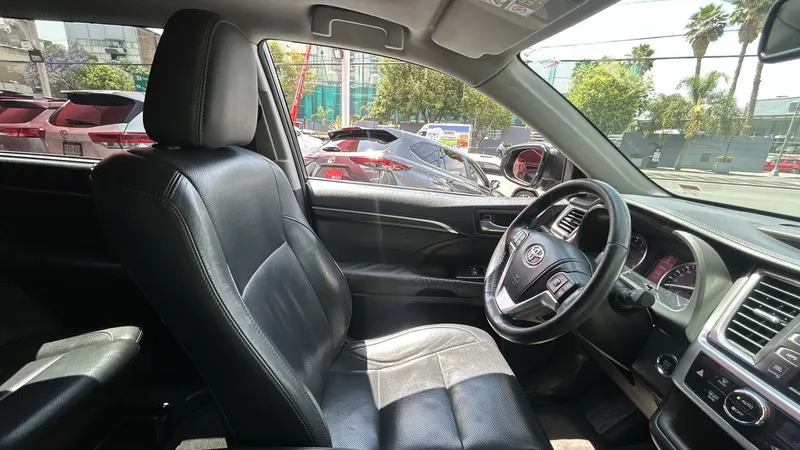 Toyota Highlander 2015