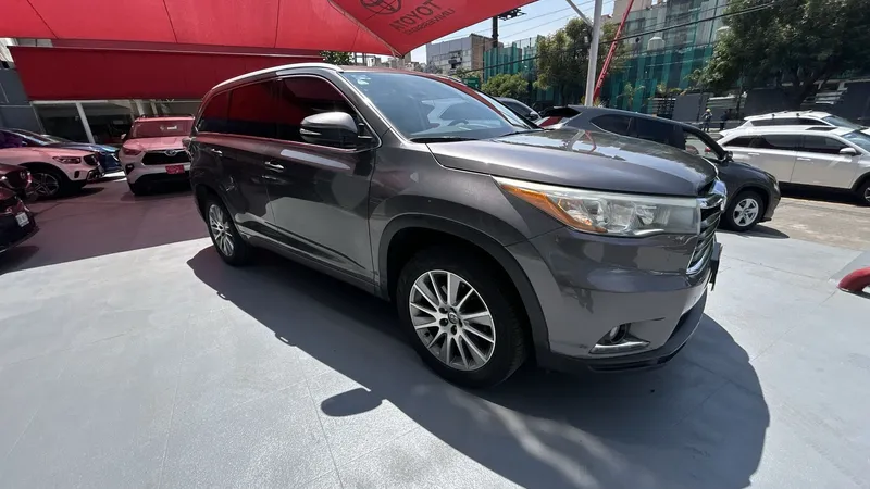 Toyota Highlander 2015