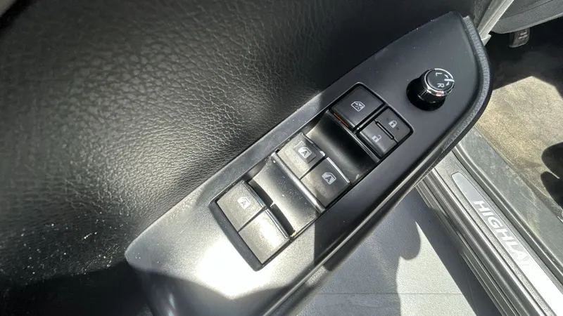 Toyota Highlander 2015