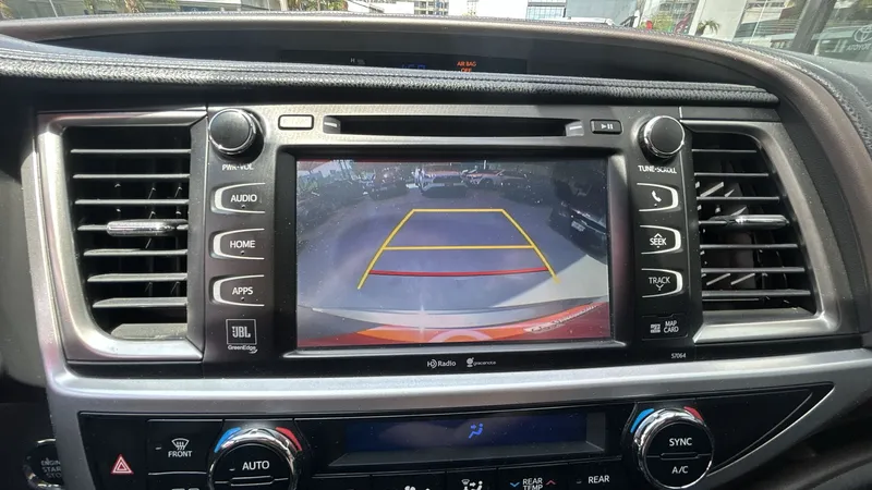 Toyota Highlander 2015
