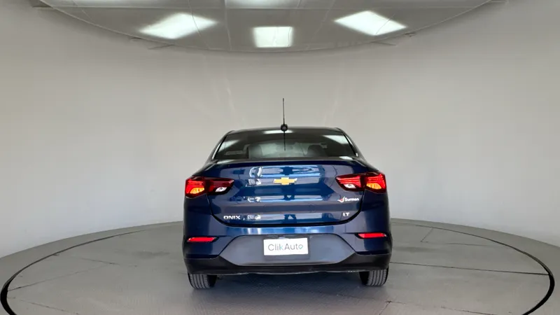 Chevrolet Onix 2022