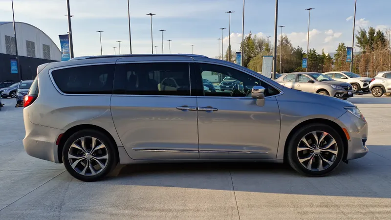 Chrysler Pacifica 2020