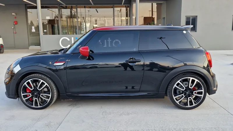 Mini John Cooper Works 2023