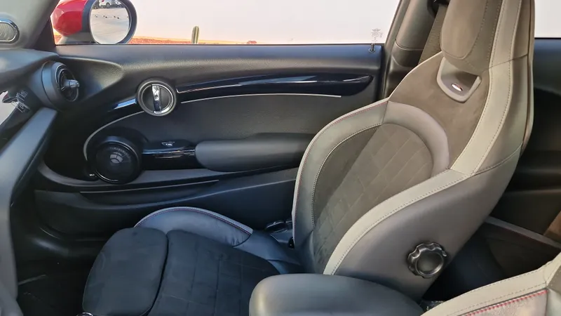 Mini John Cooper Works 2023