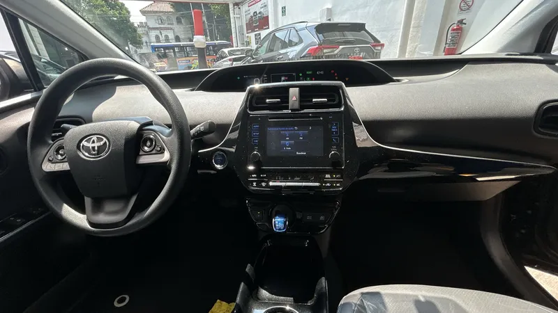 Toyota Prius 2017