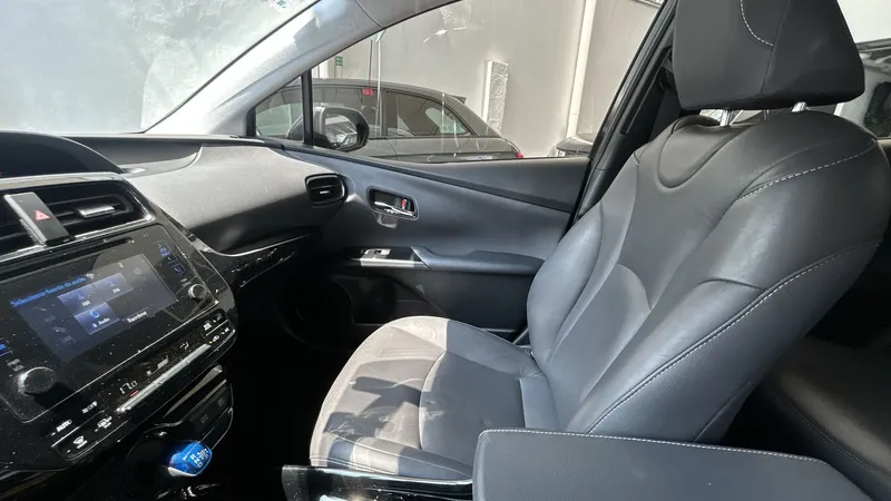 Toyota Prius 2017