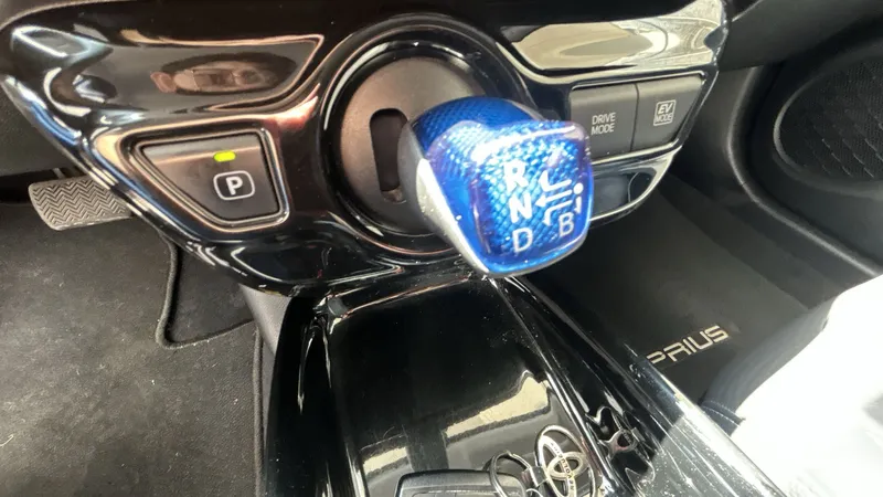 Toyota Prius 2017