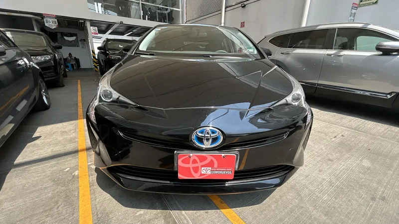 Toyota Prius 2017