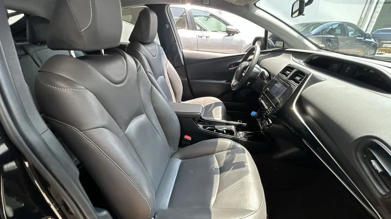 Toyota Prius 2017