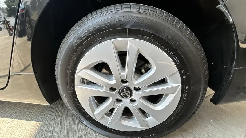 Toyota Prius 2017