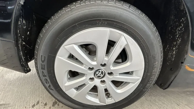Toyota Prius 2017