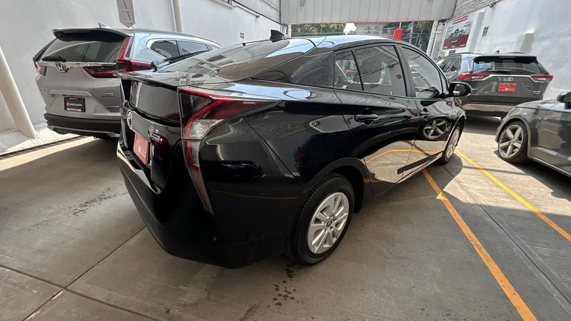Toyota Prius 2017