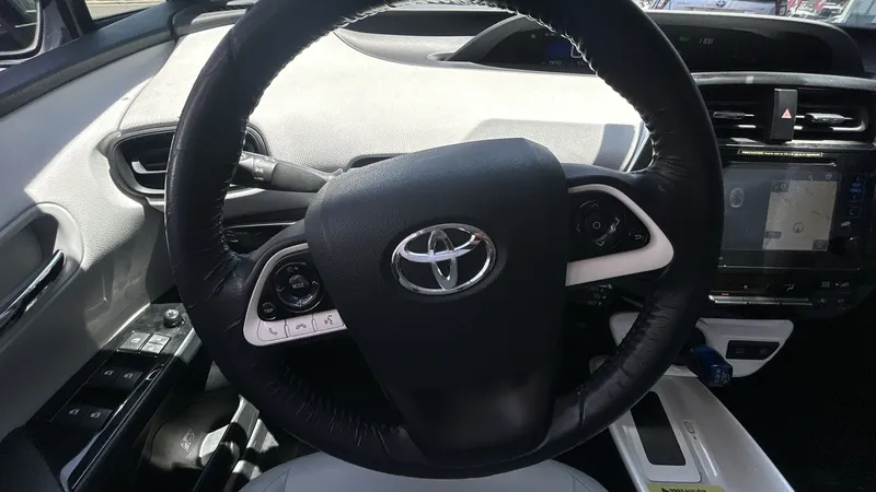 Toyota Prius 2017