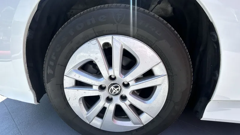 Toyota Prius 2017