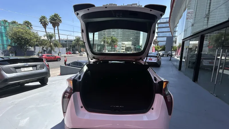 Toyota Prius 2017