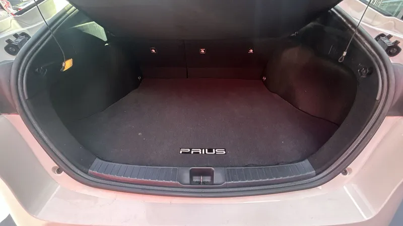 Toyota Prius 2017