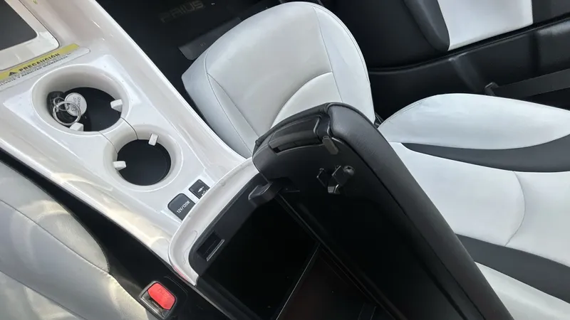 Toyota Prius 2017
