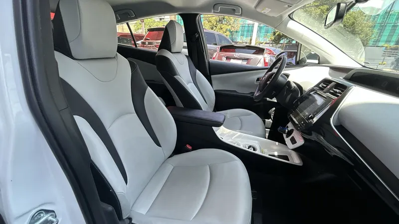 Toyota Prius 2017