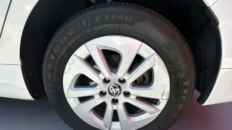 Toyota Prius 2017