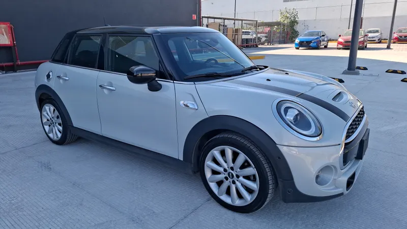Mini Mini 2021