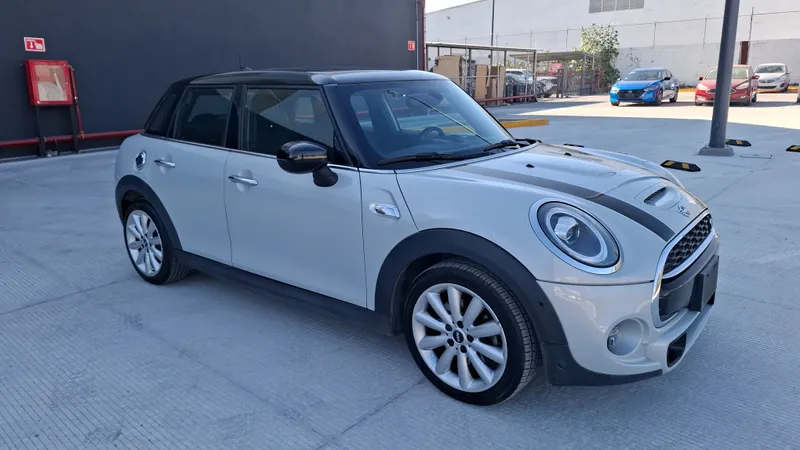 Mini Mini 2021