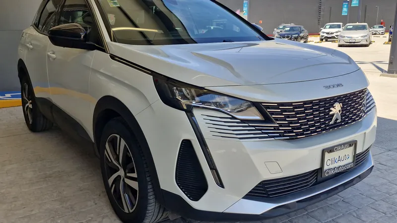Peugeot Nueva 3008 2023