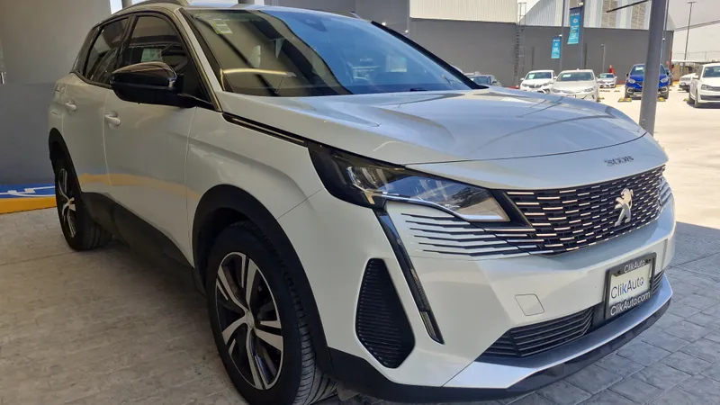 Peugeot Nueva 3008 2023