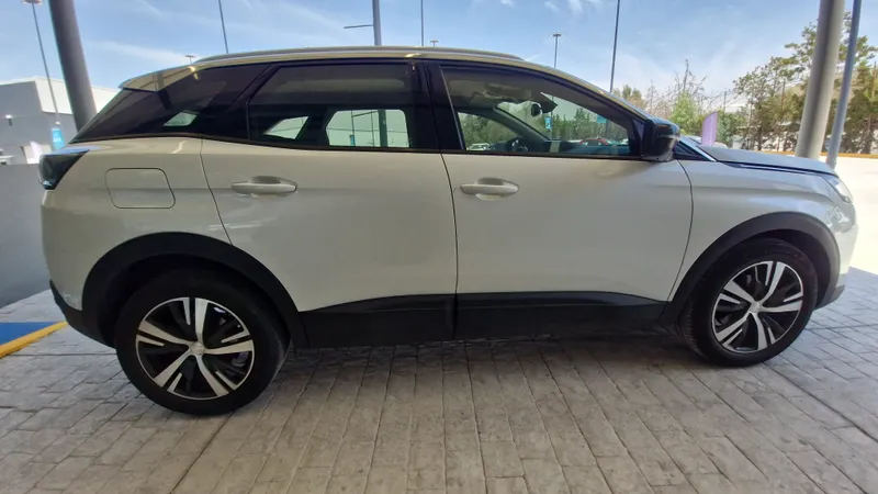 Peugeot Nueva 3008 2023