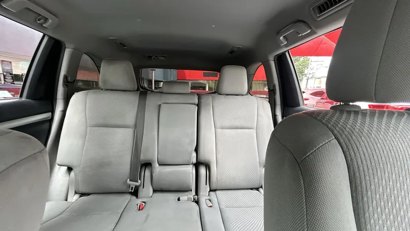 Toyota Highlander 2019