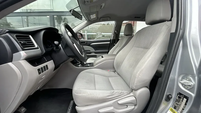 Toyota Highlander 2019