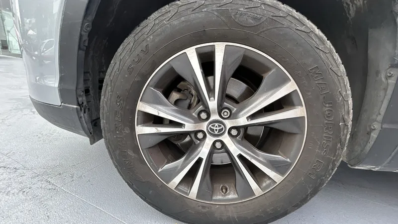 Toyota Highlander 2019