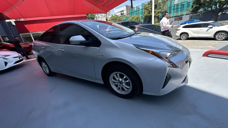 Toyota Prius 2017