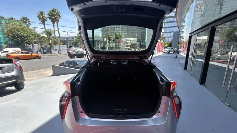 Toyota Prius 2017