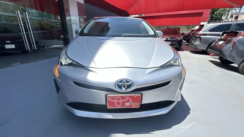 Toyota Prius 2017