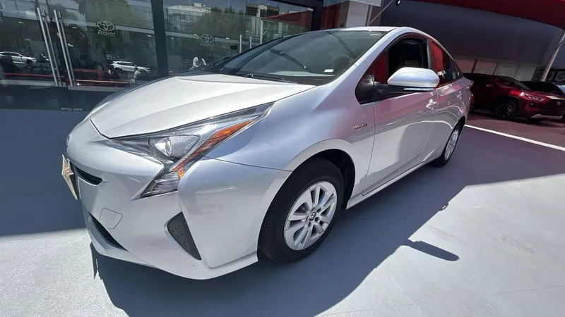 Toyota Prius 2017