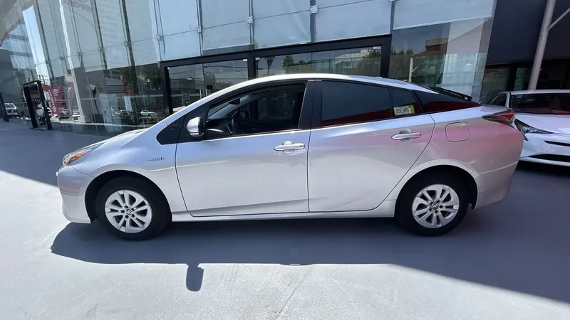 Toyota Prius 2017