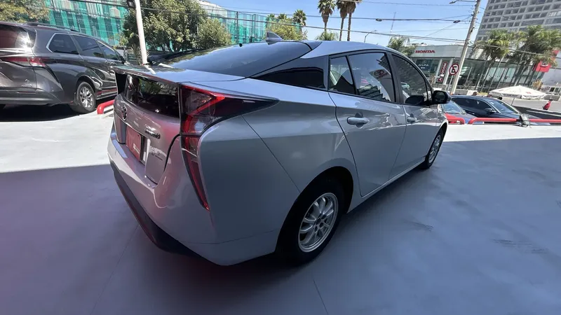 Toyota Prius 2017