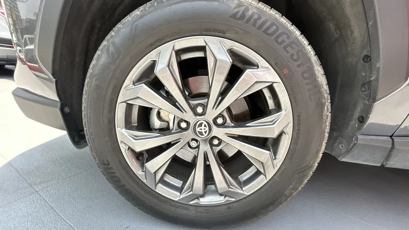 Toyota Rav4 2024