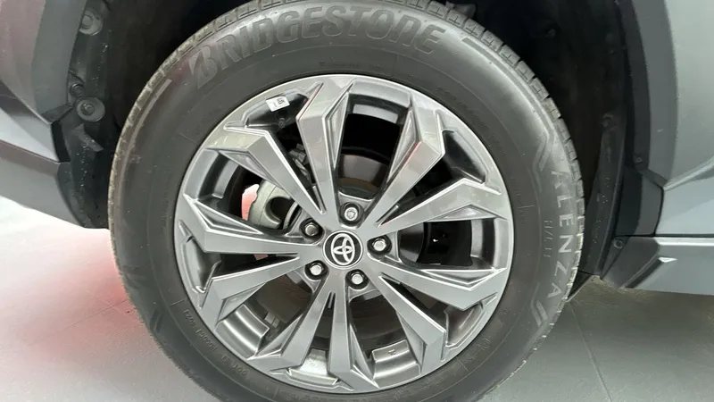 Toyota Rav4 2024