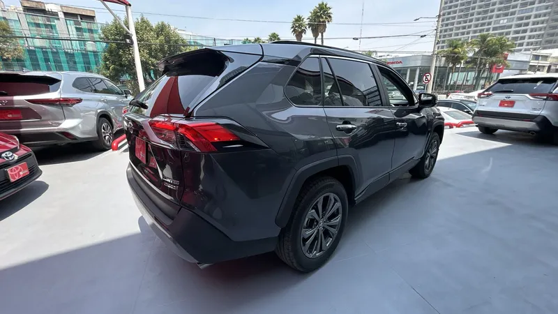 Toyota Rav4 2024