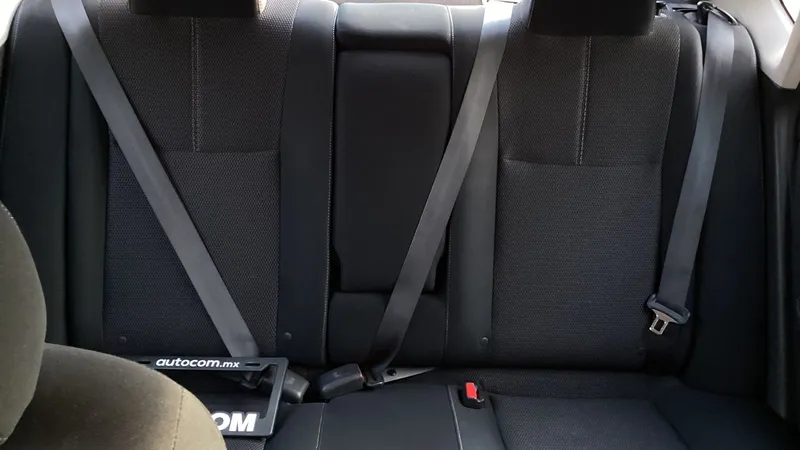 Nissan Sentra 2018