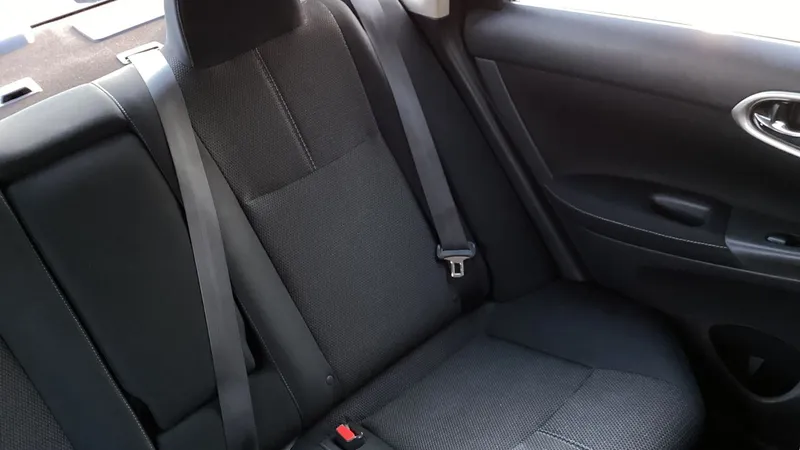 Nissan Sentra 2018