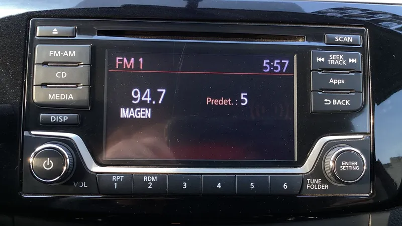 Nissan Sentra 2018