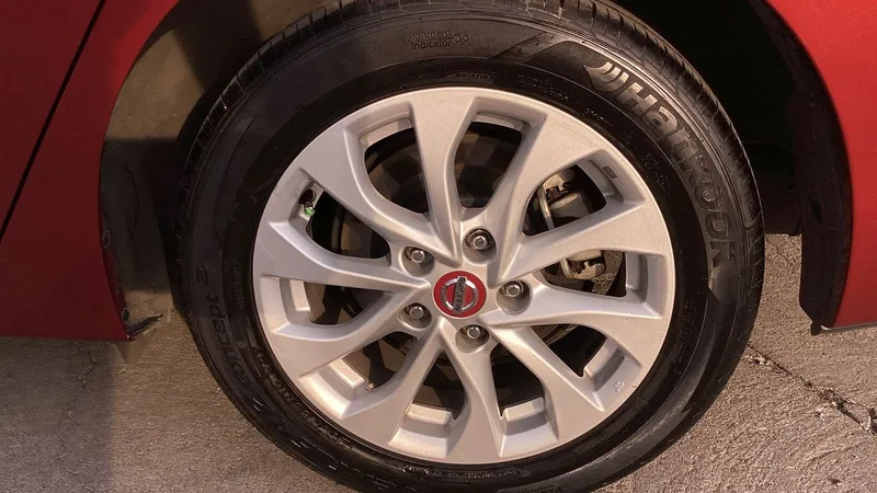 Nissan Sentra 2018