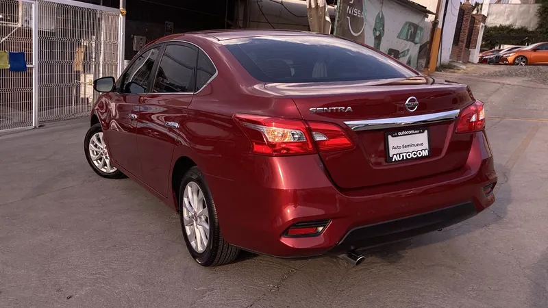 Nissan Sentra 2018