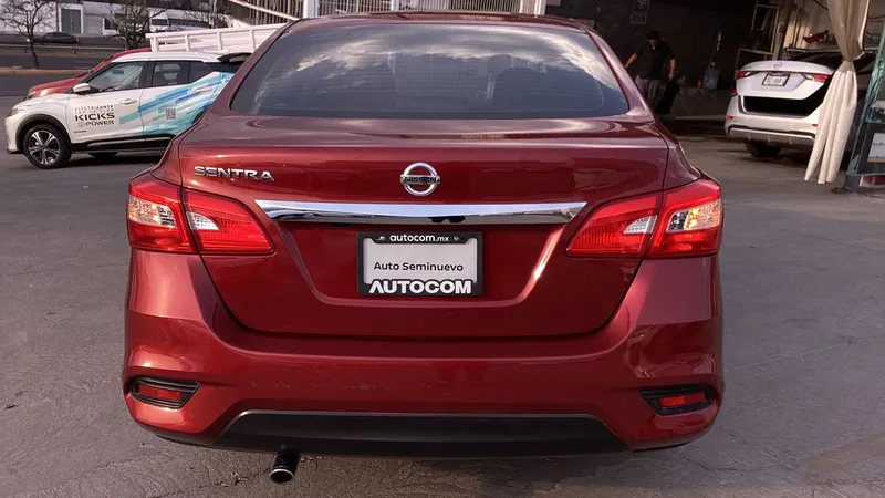 Nissan Sentra 2018