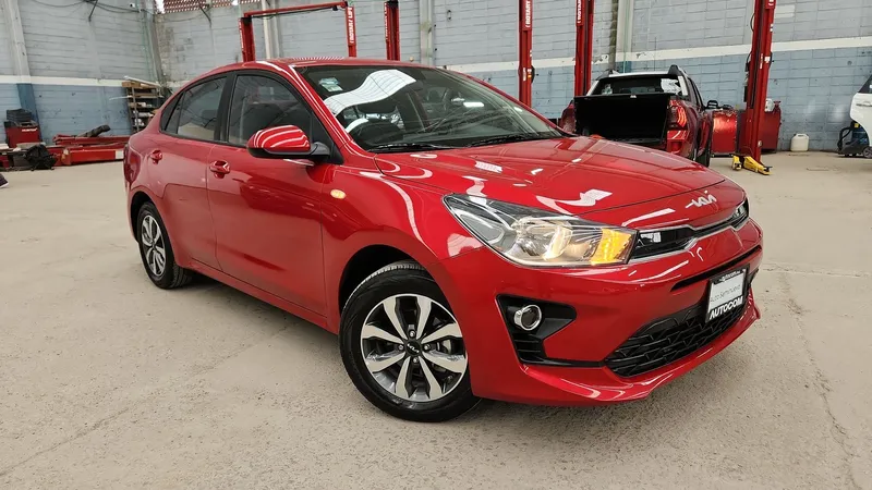 Kia Rio Sedan 2023