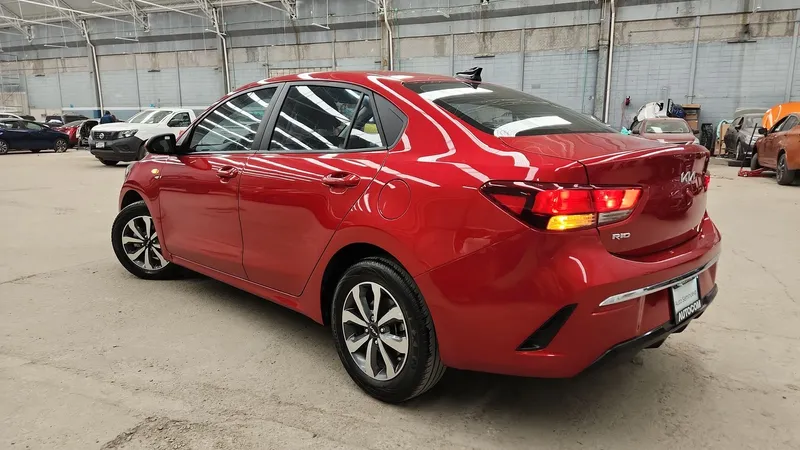 Kia Rio Sedan 2023