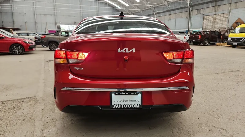 Kia Rio Sedan 2023