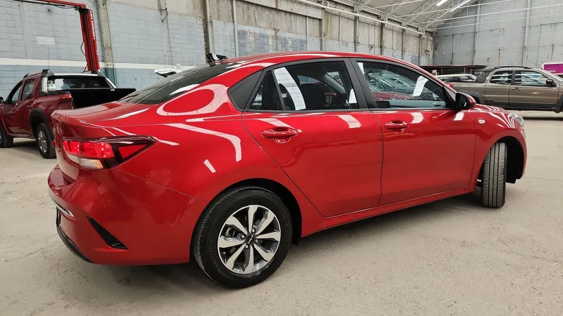 Kia Rio Sedan 2023
